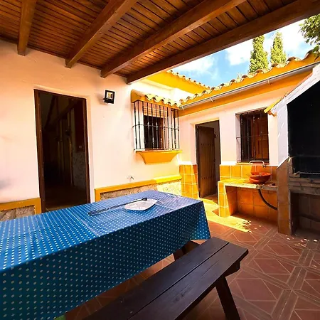 Villa Holidays Conil. La Alegria. El Cortijo Andaluz