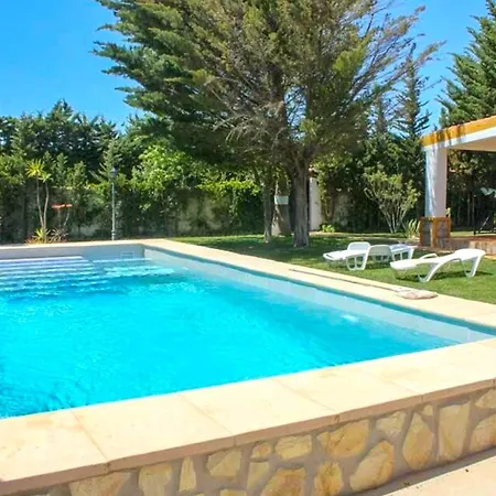 Villa Holidays Conil. La Alegria. El Cortijo Andaluz