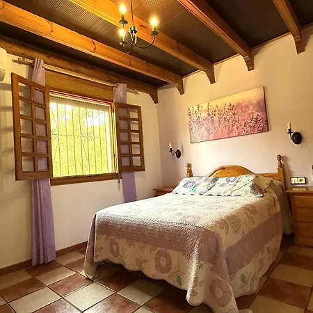 Villa Holidays Conil. La Alegria. El Cortijo Andaluz Conil De La Frontera